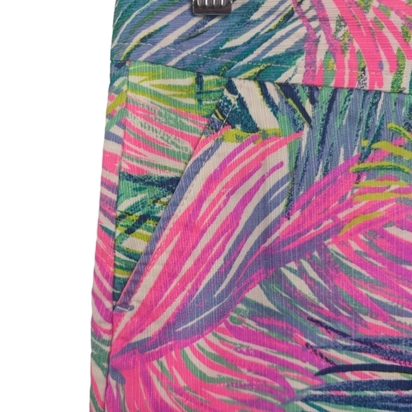 LILLY PULITZER MULTI SCARLET MACAW PRINT NICKI Cotton Flat Front Skort Size OO - Picture 4 of 15